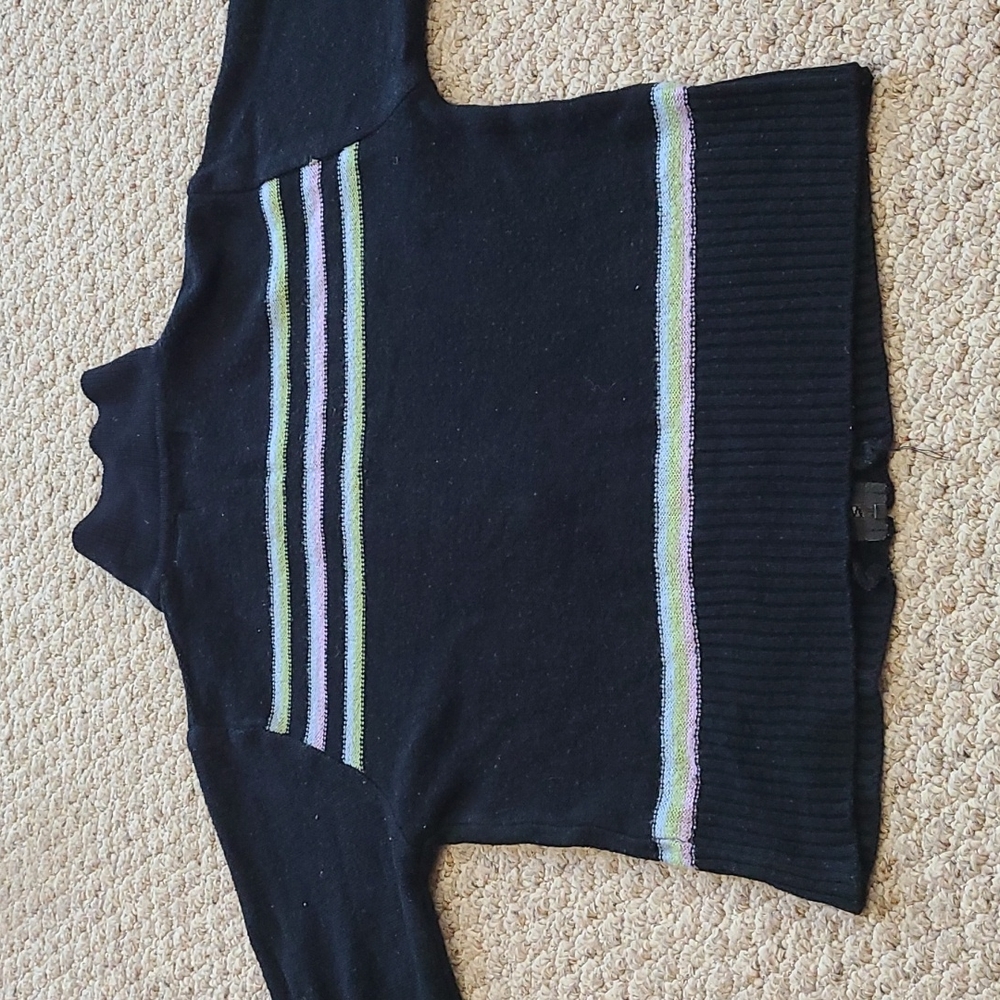 Lightweight Sweater - Picture 3 of 5